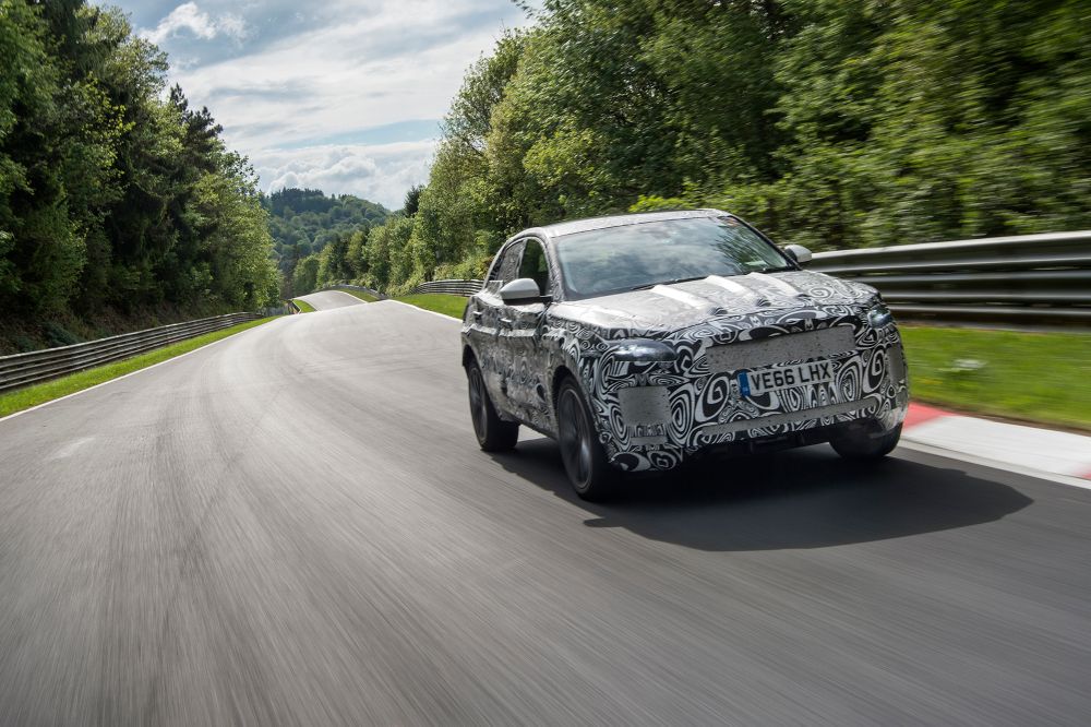 Jaguar разруши 150 прототипа в тестовете на новия E-Pace